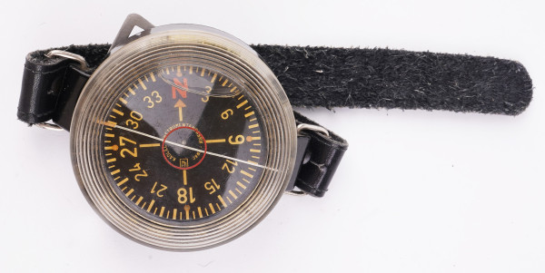 Luftwaffe Armbandkompass AK39