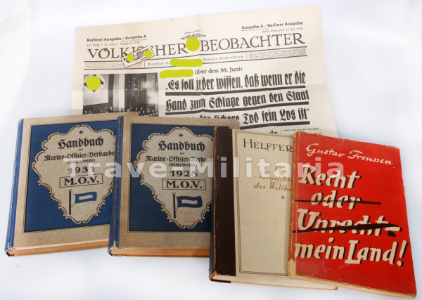 vier Bücher zum 1. und 2. Weltkrieg, eine Ausgabe Völkischer Beobachter