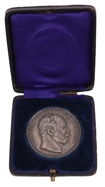 Silberne Medaille für Verdienste um das Militär-Brieftaubenwesen 1883/84 im Etui