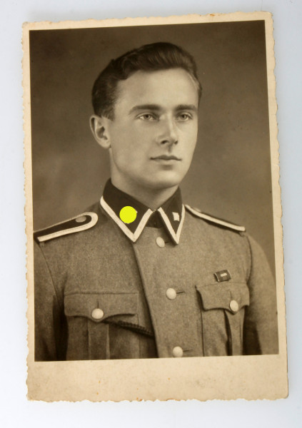 Postkartenfoto SS-Unterscharführer Totenkopfdivision