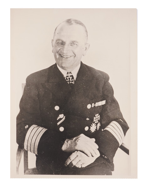 Portraitfoto Ritterkreuzträger Paul Hellmann Blockadebrecher "Osorno"