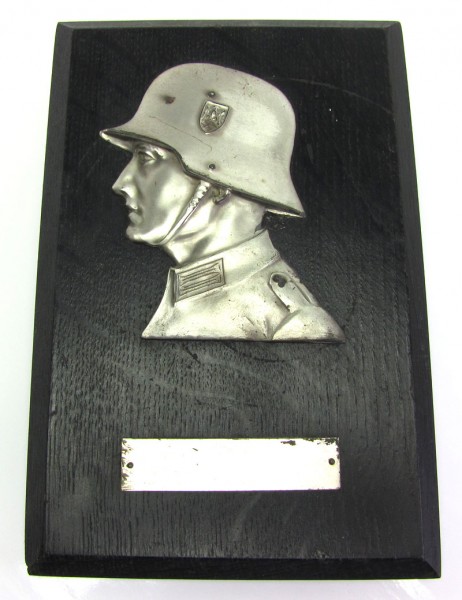 Ehrenpreis der Wehrmacht auf Holztafel
