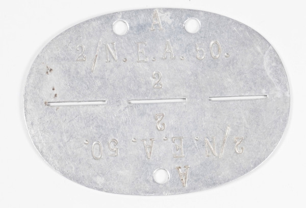 Erkennungsmarke 2 / N. E. A. 50 2 A