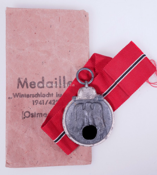 Medaille Winterschlacht im Osten 1941/42 mit Tüte