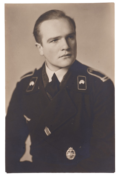 Postkartenfoto Unteroffizier OA der Panzertruppe