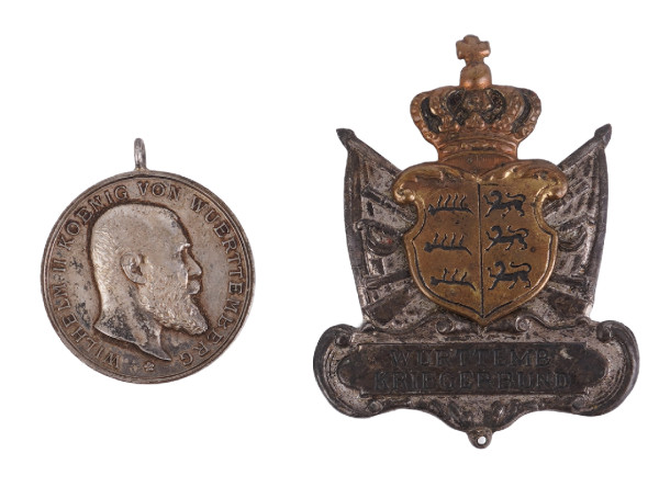 Württemberg 2 defekte Abzeichen