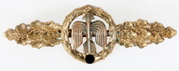 Frontflugspange für Jäger in Bronze