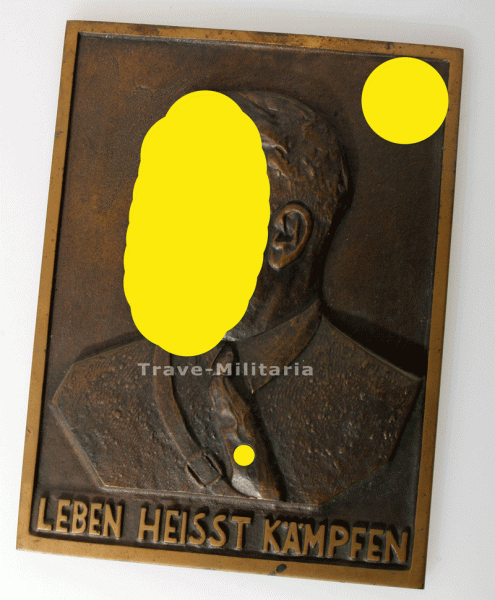 Bronzeplakette Adolf Hitler, Leben heisst kämpfen