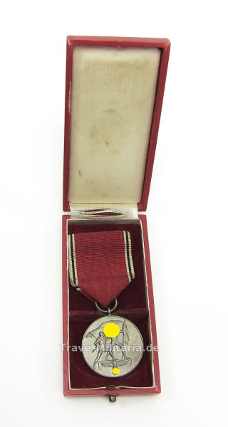 Medaille zur Erinnerung an den 13. März 1938 im Etui