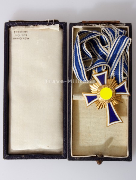 Ehrenkreuz der Deutschen Mutter in Gold im Etui