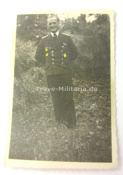 Foto Leutnant z. See mit Flottenkriegsabzeichen und Spanienkreuz