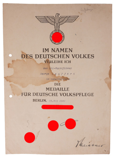 Urkunde Medaille für Deutsche Volkspflege DRK-Wachtführer Leuffert