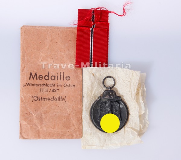 Medaille Winterschlacht im Osten mit Band und Umschlag