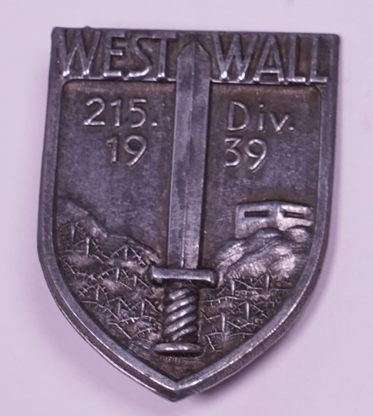 Mützenabzeichen für Angehörige der 215.Division "Westwall 1939"