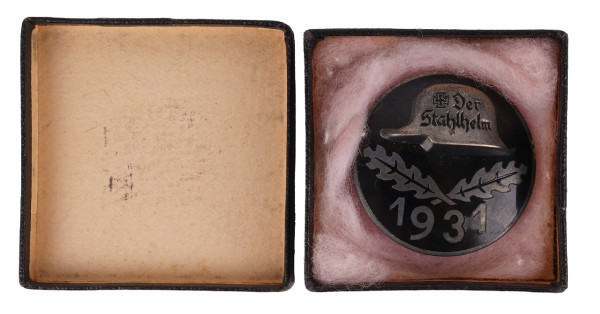 Stahlhelmbund Diensteintrittsabzeichen 1931 im Pappetui