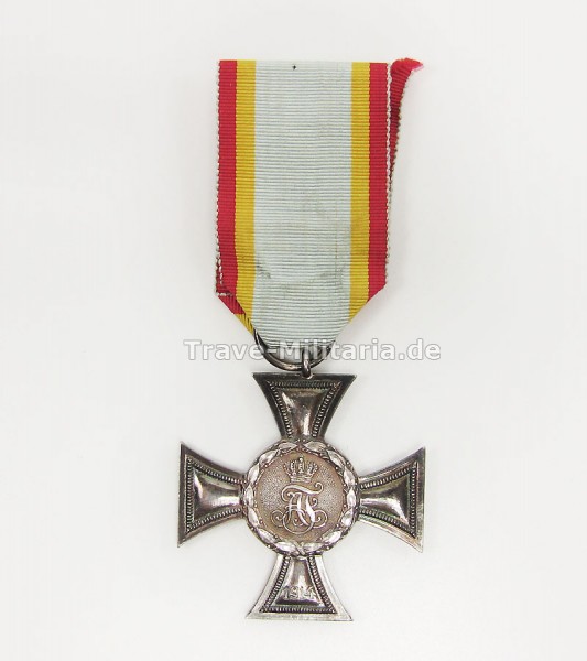 Mecklenburg-Strelitz Kreuz für Auszeichnung im Kriege 2. Klasse 1914 am Band