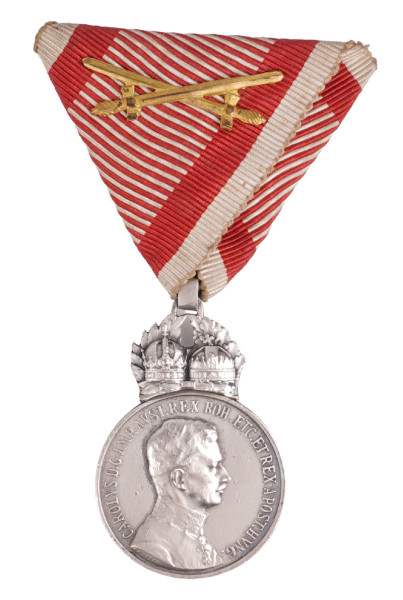 Österreich-Ungarn Militärverdienstmedaille in Silber Kaiser Karl im Etui