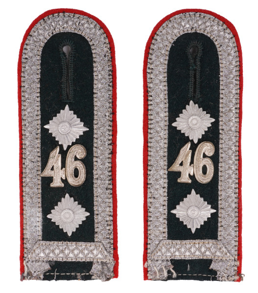 Wehrmacht Heer Schulterklappen Oberwachtmeister in Artillerie-Regiment 46