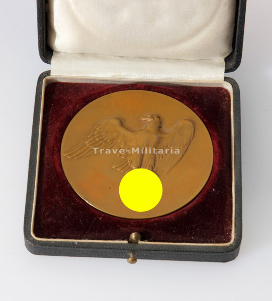 Große Staatspreismedaille für besondere Leistungen in der Tierzucht im Etui