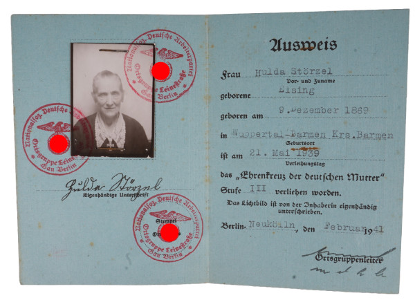 Ausweis Ehrenkreuz der Deutschen Mutter Störzel Berlin-Neukölln