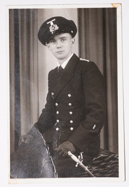 Foto Fähnrich der Kriegsmarine in der Santitäsoffizierlaufbahn