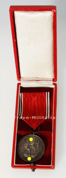 Medaille zur Erinnerung an den 13. März 1938 im Etui