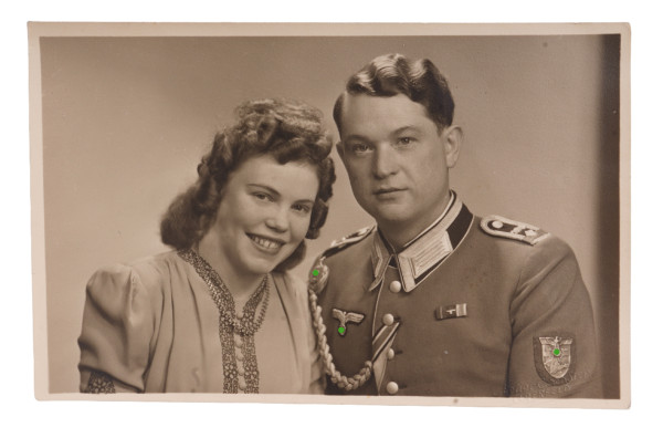 Postkartenfoto Fahnenjunker-Feldwebel in I.R.125 mit Krimschild