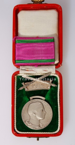 Sachsen Coburg- Gotha Silberne Verdienstmedaille mit Schwertern im Etui