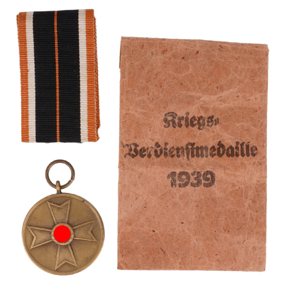 Kriegsverdienstmedaille 1939 mit Tüte