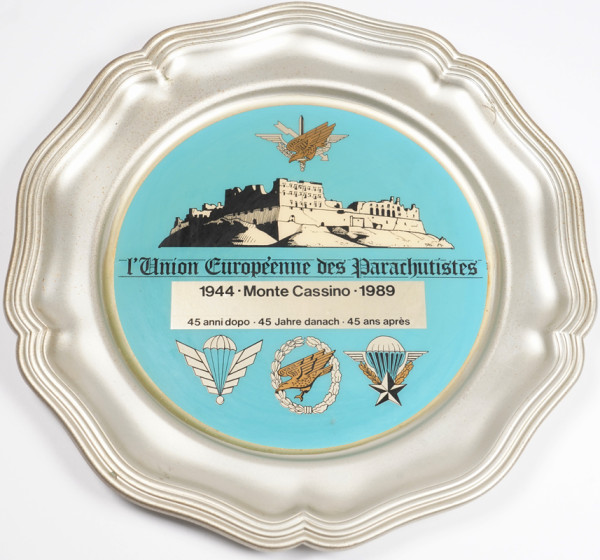 Erinnerungsteller Monte Cassino 1944-1989
