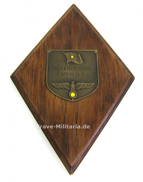 Ehrenpreis Standort-Segel-Wettfahrten auf Holzplatte