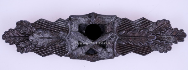 Nahkampfspange in Bronze. "Six Dot" Variante