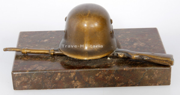 Reservistika Wehrmacht Heer Stahlhelm und Gewehr