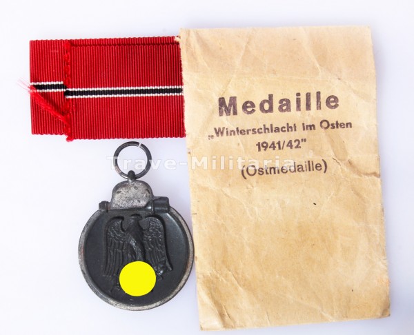 Medaille Winterschlacht im Osten mit Band und Tüte