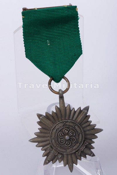 Tapferkeitsauszeichnung für Angehörige der Ostvölker 2. Klasse in Bronze