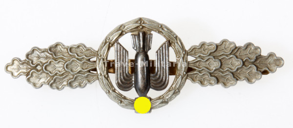 Frontflugspange für Kampfflieger in Gold