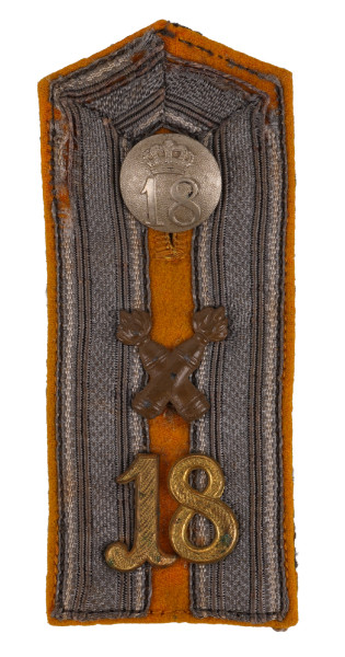 Preußen Schulterklappe für einen Offiziersstellvertreter im Fußartillerie-Regiment Nr. 18