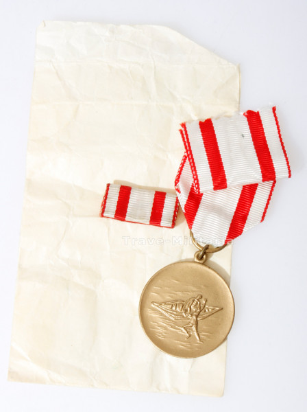 Hamburg Dankmedaille Sturmflut 1962 mit Tüte
