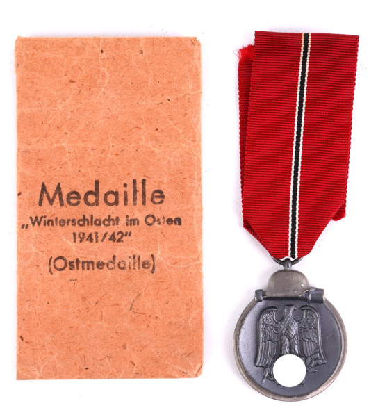 Medaille Winterschlacht im Osten 1941/42 mit Tüte