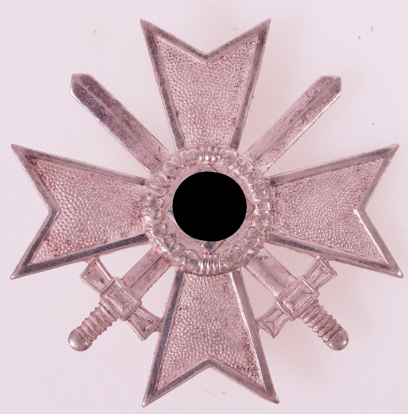 Kriegsverdienstkreuz 1. Klasse mit Schwertern