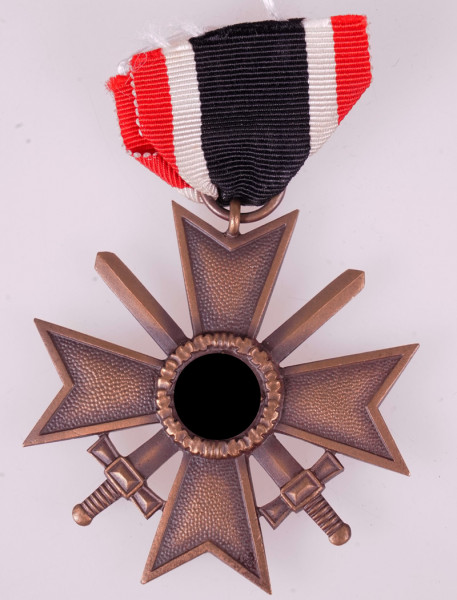 Kriegsverdienstkreuz 2. Klasse mit Schwertern
