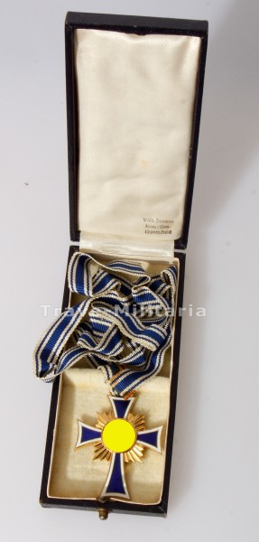Ehrenkreuz der Deutschen Mutter in Gold im Etui
