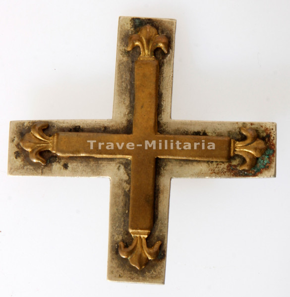 Baltenkreuz an Nadel