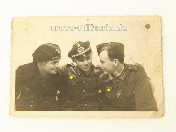Foto Oberfeldwebel mit seltenem Totenkopf an der Mütze