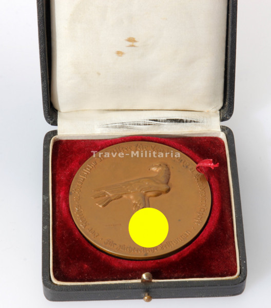 Große Staatspreismedaille für züchterische Leistungen in der Hundezucht im Etui