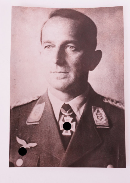 Pressefoto Oberst Max Ibel