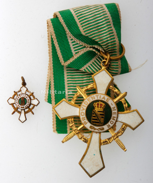 Sächsiches Kriegsehrenkreuz 2. Klasse mit Miniatur