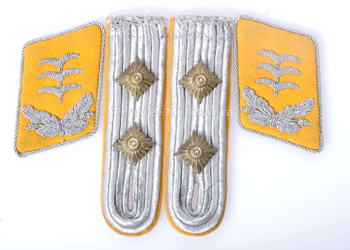 Luftwaffe Effekte eines Hauptmann Archiv Trave Militaria Orden