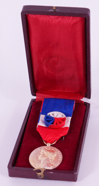 Frankreich Medaille Minister des Affaires Sociales im Etui