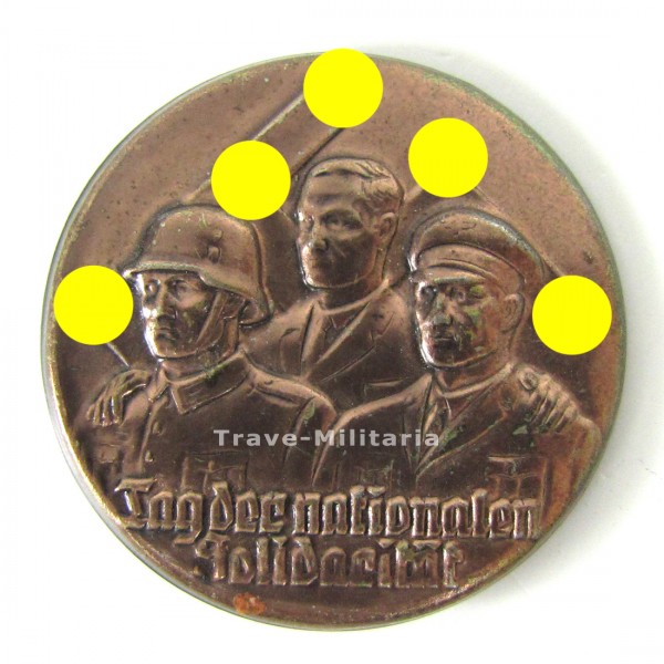 Abzeichen Tag der nationalen Solidarität